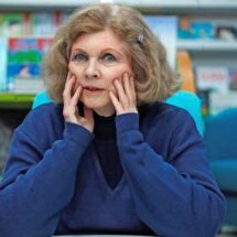 HONRAN A MERRY MACMASTERS EN LA FIL GUADALAJARA