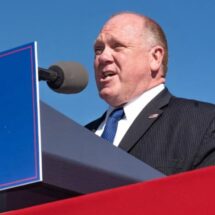TRUMP DESATA A TOM HOMAN; HARÁ REALIDAD LA  DEPORTACIÓN MASIVA