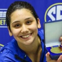 CAMYLA MONROY: LA CLAVADISTA MEXICANA QUE CONSQUISTA EL ORO UNIVERSITARIO EN EU
