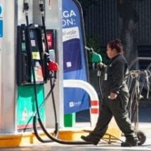 SHEINBAUM ESTABLECE TOPE DE 24 PESOS POR LITRO DE GASOLINA DURANTE SEIS MESES