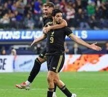 MÉXICO VENCE A CANADÁ Y SUEÑA CON EL TÍTULO