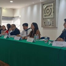 OLIVIA AGUIRRE MOVILIZA A LA JUVENTUD EN CAMINO A LA CORTE