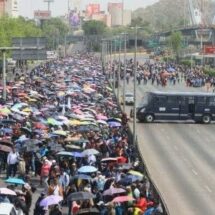 MAESTROS EXIGEN JUSTICIA SALARIAL Y REFORMA AL ISSSTE
