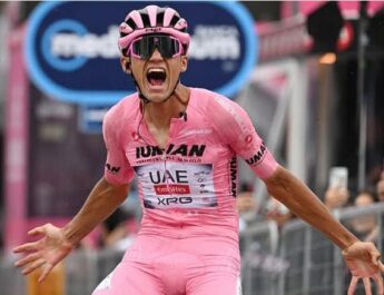 ISAAC DEL TORO HACE HISTORIA EN EL GIRO DE ITALIA Y ROMPE RÉCORD DE FAUSTO COPPI