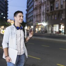 LA EDUCACIÓN AL RITMO DE TU VIDA: ASÍ SE ESTUDIA UNA CARRERA CON MAPS DE TECMILENIO