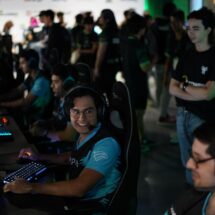 LA ESCUELA INVISIBLE: DISCIPLINA, PERSEVERANCIA Y GESTIÓN DEL TIEMPO EN LOS GAMERS