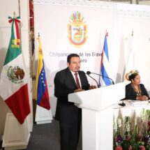 Conmemoran en Guerrero el 212 aniversario del Primer Congreso de Anáhuac y rinden homenaje a Ifigenia Martínez