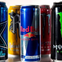 Diputados prohíben vender bebidas energéticas a menores; el dictamen pasa al Senado