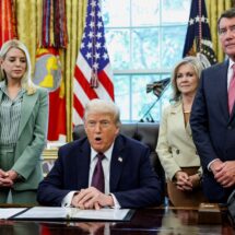 Senado de EE. UU. rechaza prórroga de gasto y mantiene el cierre de gobierno