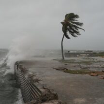 Huracán Melissa deja huella de devastación en Jamaica: imágenes que conmueven al mundo