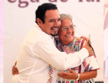 Programas del Bienestar impulsados por Iván Hernández Díaz fortalecen el liderazgo de mujeres guerrerenses de 60 a 64 años en el arte, el deporte y el activismo social.