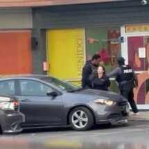 Agentes de ICE irrumpen en kínder de Chicago: arrestan a maestra mexicana y aterrorizan a niños