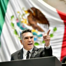 Tras el descarrilamiento del Tren Interoceánico; Alito Moreno exige frenar obras ferroviarias y revisar su seguridad para evitar otra tragedia