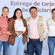 Iván Hernández Díaz encabeza entrega de tarjetas de Jóvenes Construyendo el Futuro en Chilpancingo