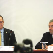 SRE y UNAM presentan balance de la Plataforma Acción Migrante; reportan 13 mexicanos fallecidos bajo custodia del ICE