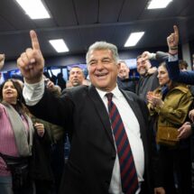 Joan Laporta es reelegido presidente del FC Barcelona con amplia mayoría pese a baja participación