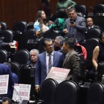 Aprueba Cámara de Diputados reforma para topar pensiones de exfuncionarios al 50% del salario presidencial