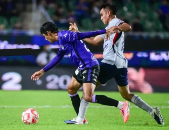 Cruz Azul empata con Mazatlán y cede el liderato por diferencia de goles