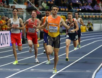 Atletismo español suma dos medallas de plata en el Mundial de Pista Cubierta
