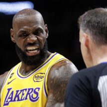 LeBron James rompe el récord de más partidos jugados en la historia de la NBA