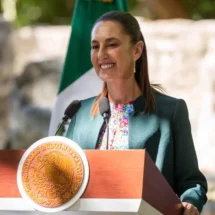 Sheinbaum declara a Margarita Maza primera embajadora histórica de México al conmemorar 220 aniversario de Juárez
