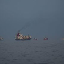 Volatilidad en mercados de oro, plata y petróleo ante incertidumbre geopolítica y factores macroeconómicos