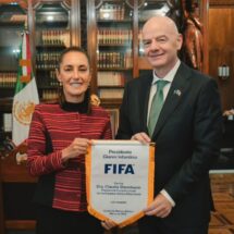 Infantino supervisa preparativos del Mundial 2026 en México entre reuniones con autoridades y diálogo sobre transporte