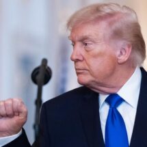 Muere Robert Mueller, exdirector del FBI que investigó a Trump; el mandatario celebra su deceso