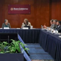 Avanza reforma electoral ‘Plan B’ en comisiones del Senado entre discrepancias de coalición y deslindes del INE