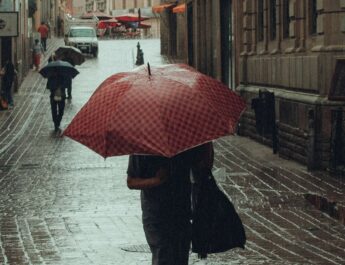 SMN reporta calor en gran parte del país y lluvias fuertes en el sur para este 25 de marzo