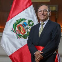 Renuncia ministro peruano Ángelo Alfaro tras denuncia de violación histórica