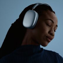 Apple anuncia AirPods Max 2 con cancelación de ruido mejorada y traducción en vivo