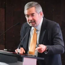 México reafirma envío de ayuda humanitaria a Cuba y defiende su política exterior