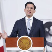 Designan a Roberto Velasco como nuevo Secretario de Relaciones Exteriores
