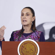 Sheinbaum viaja a Barcelona para cumbre de jefes de Estado y busca retomar diálogo con España sobre la Conquista