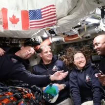 La cápsula Orion de la misión Artemis II amerizó con éxito en el océano Pacífico