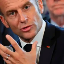 Macron califica de ‘poco elegantes’ los comentarios de Trump sobre su matrimonio