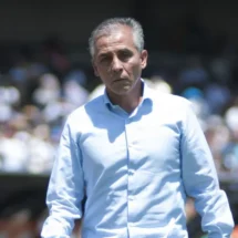 Pumas vence 3-1 a Mazatlán en partido marcado por el debut de la árbitra Katia Itzel García y la expulsión de Sergio Bueno