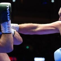 Tyson Fury vence a Makhmudov y reta a Anthony Joshua en Londres