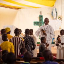 Papa León XIV inicia gira por África y se posiciona como autoridad moral frente a Trump