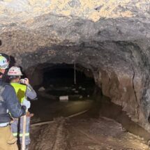 Cumplen nueve días de rescate en mina Santa Fe; buscan a operador de dron extraviado