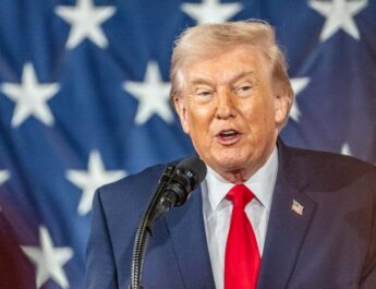 Designan a Larry Devoe como fiscal general en Venezuela entre protestas salariales y comentarios de Trump