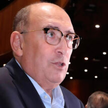 Presenta Morena iniciativa para mover elección judicial a 2028; PRI advierte inconsistencias en revocación