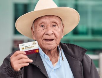 Con 80 años lo secuestraron para marchar y lo abandonaron en el centro de Chihuahua: el lado oscuro de la marcha de Morena