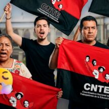 SEP convoca a mesa de diálogo con la CNTE mientras maestros mantienen plantón en el Centro Histórico