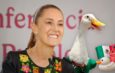 Sheinbaum confirma visita del Rey Felipe VI e invita al pato Merlín a la mañanera