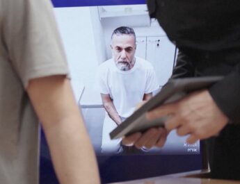 Organismos internacionales exigen liberación de pediatra gazatí detenido sin cargos por Israel