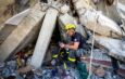 Suman 1,719 muertos por doble terremoto en Venezuela; gobierno suspende traslado de prensa a La Guaira