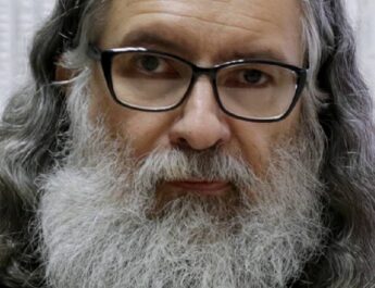 Gabriel Trujillo Muñoz reflexiona sobre su trayectoria poética y sus influencias