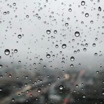 Yucatán suspende actividades este martes por lluvias e inundaciones